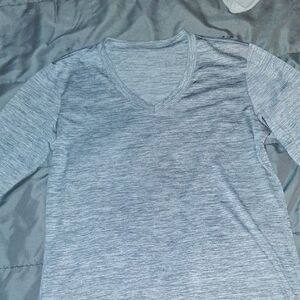 Heather Gray V-Neck Long Sleeve Top